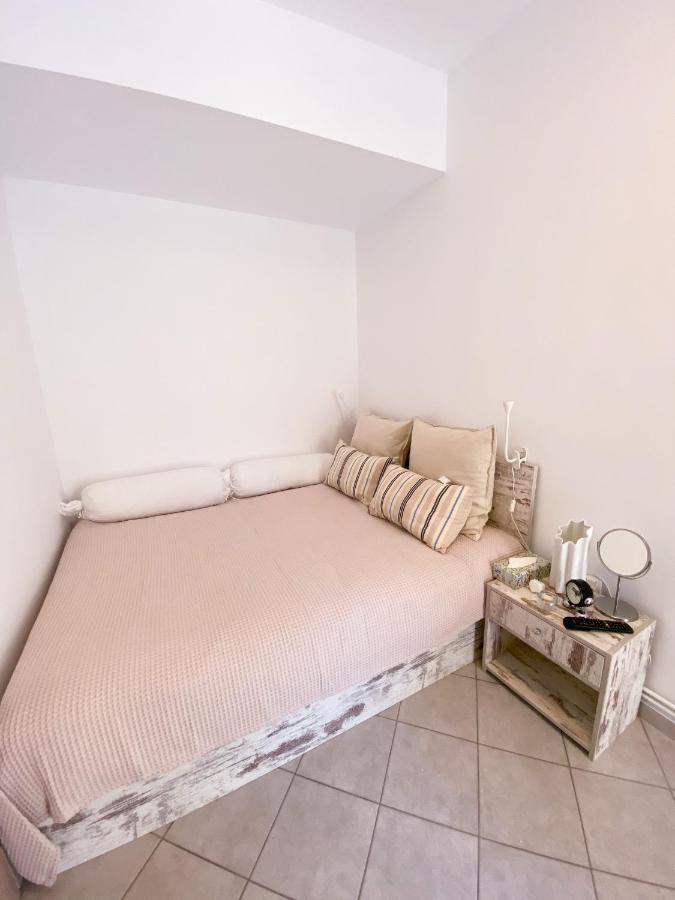 A Wonderful Apartment In Front Of The Sea! Peraía Exteriér fotografie