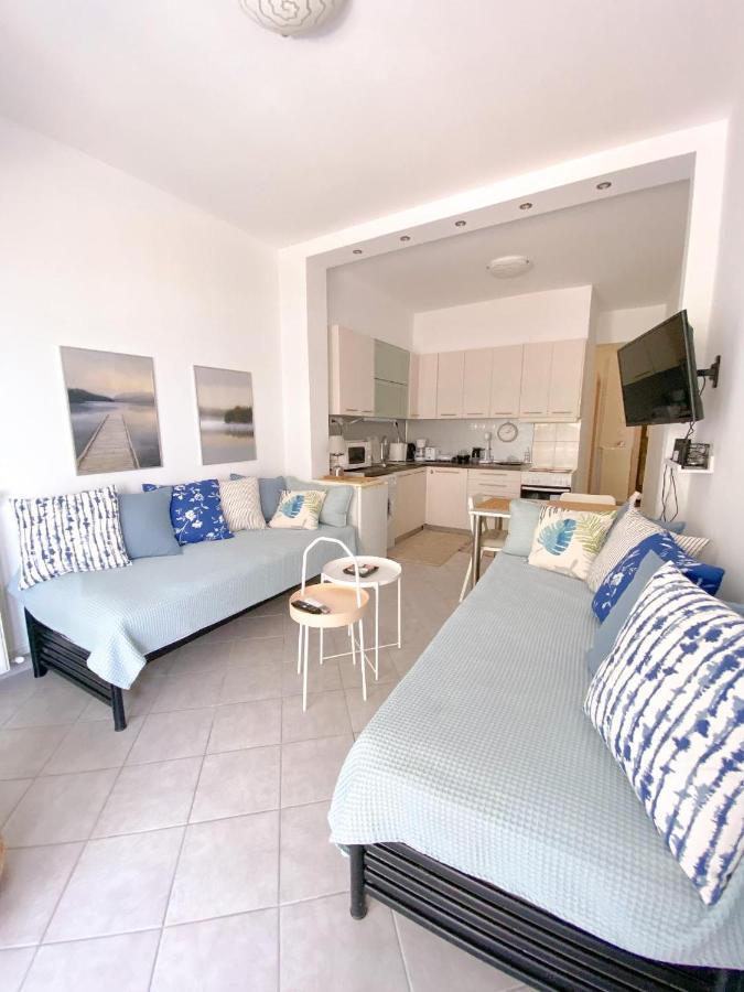 A Wonderful Apartment In Front Of The Sea! Peraía Exteriér fotografie